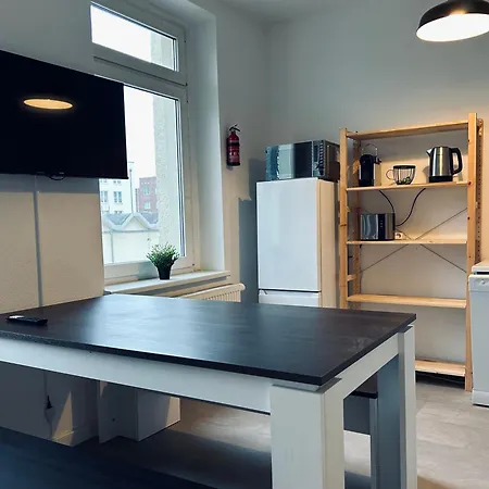 2 Schlafzimmer-balkon-kueche-parkplatz-designerbad * Lipsk